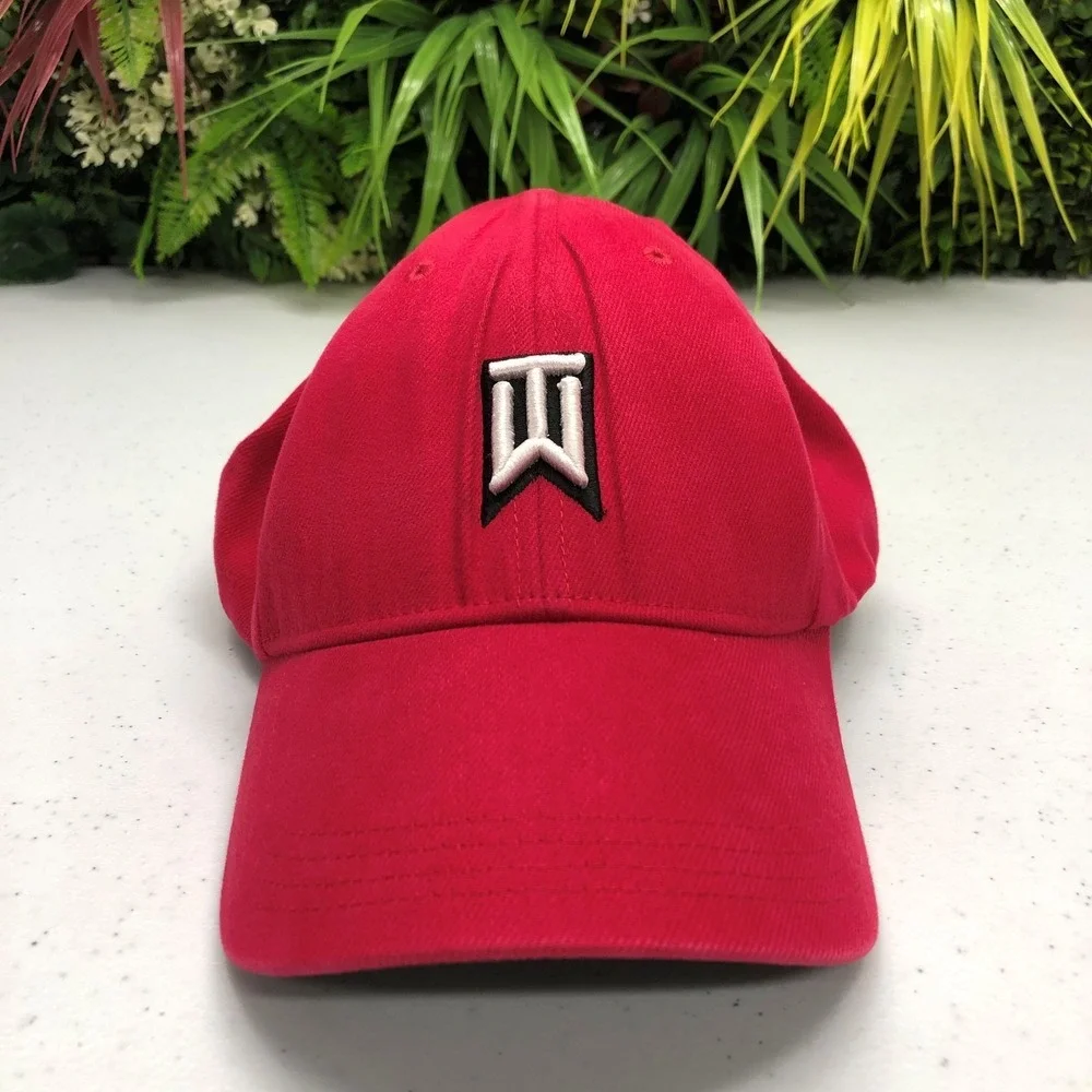 Tiger Woods Hat Cap Fitted Mens Large Red Nike Golf PGA TW Collection Golf Norm